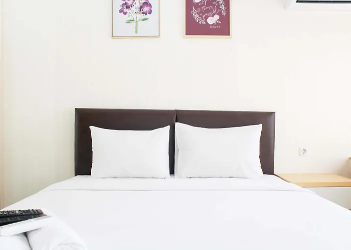 Comfortable Patraland Urbano Studio Apartment Near Train Station By Travelio