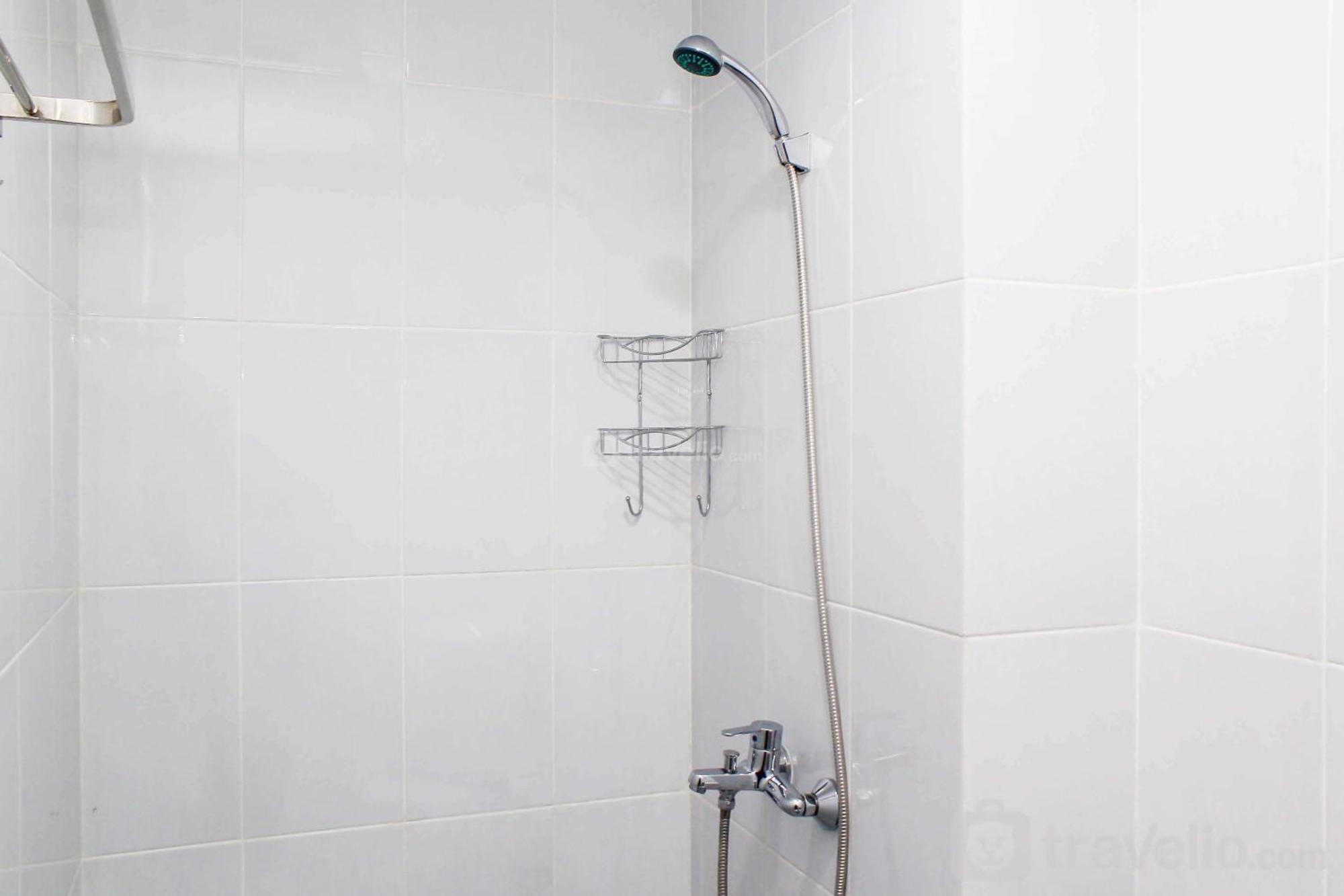 Apartemen Comfortable Patraland Urbano Near Train Station By Travelio